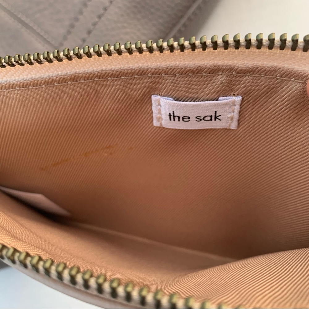 The Sak Lucia Crossbody Bag w/Neva Large Card Wallet in Mushroom & Indigo Block - Picture 12 of 12